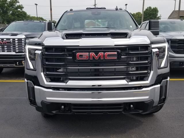 2024 GMC Sierra 2500HD Pro