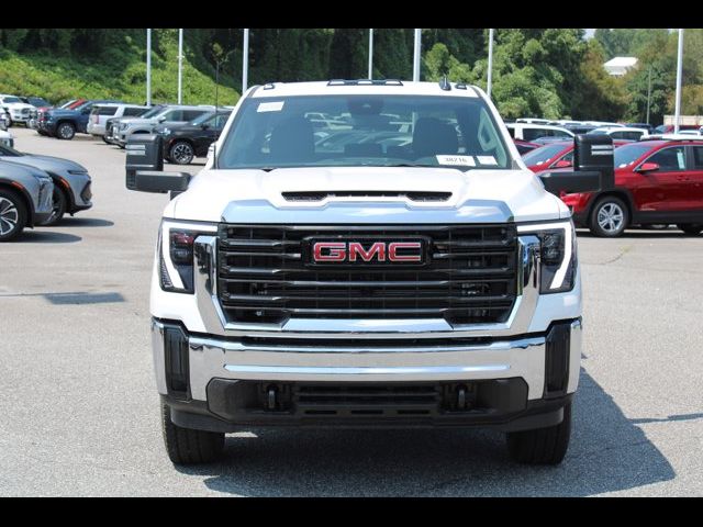 2024 GMC Sierra 2500HD Pro
