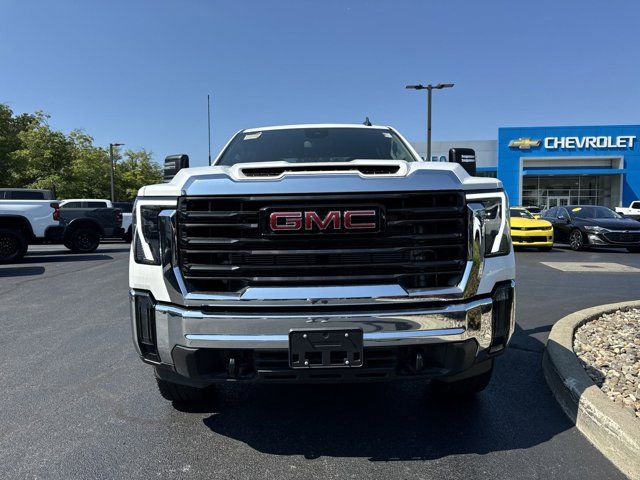 2024 GMC Sierra 2500HD Pro