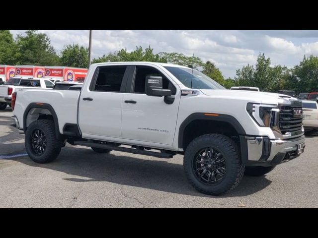 2024 GMC Sierra 2500HD Pro