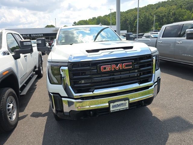 2024 GMC Sierra 2500HD Pro