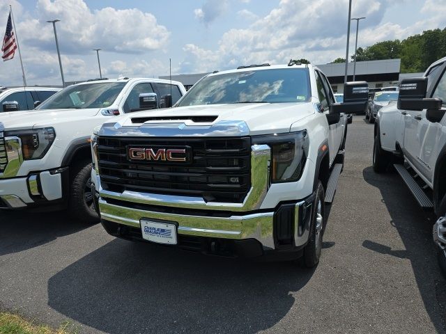 2024 GMC Sierra 2500HD Pro