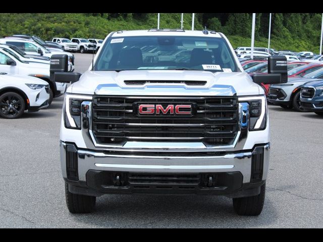 2024 GMC Sierra 2500HD Pro