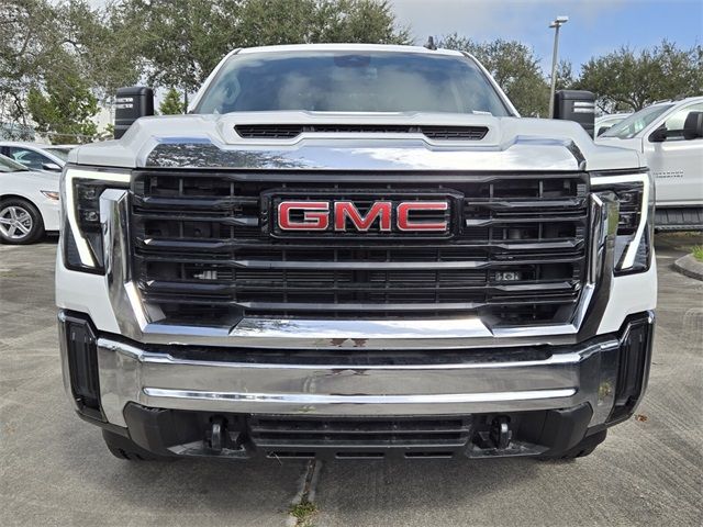 2024 GMC Sierra 2500HD Pro