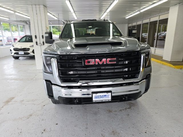 2024 GMC Sierra 2500HD Pro