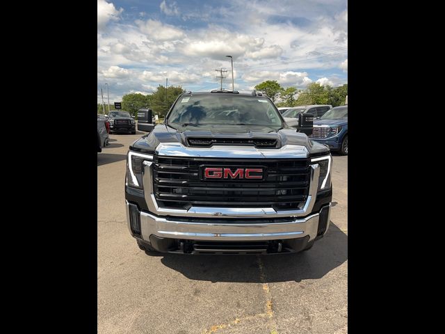 2024 GMC Sierra 2500HD Pro