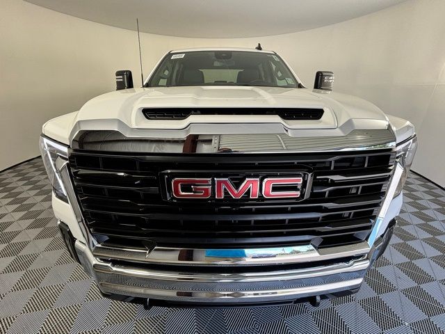 2024 GMC Sierra 2500HD Pro