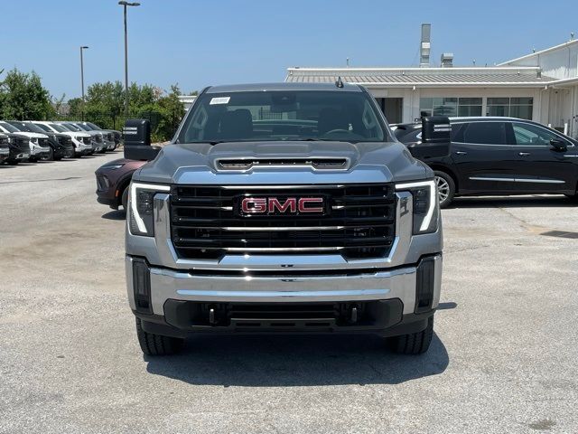 2024 GMC Sierra 2500HD Pro