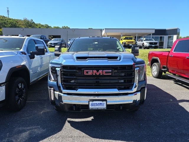 2024 GMC Sierra 2500HD Pro