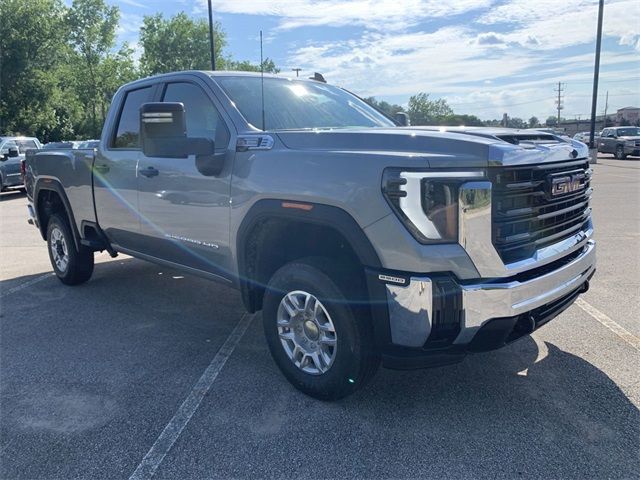 2024 GMC Sierra 2500HD Pro