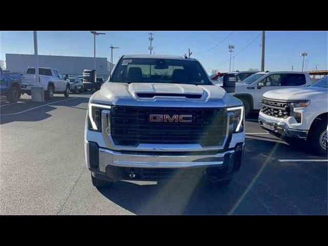 2024 GMC Sierra 2500HD Pro