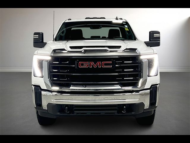 2024 GMC Sierra 2500HD Pro