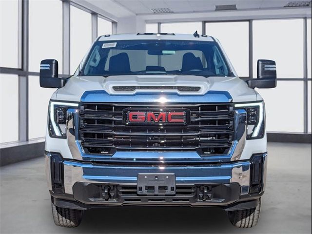 2024 GMC Sierra 2500HD Pro