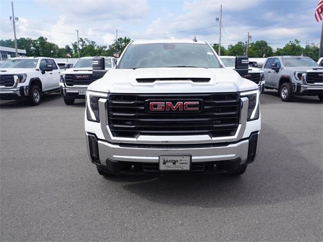 2024 GMC Sierra 2500HD Pro