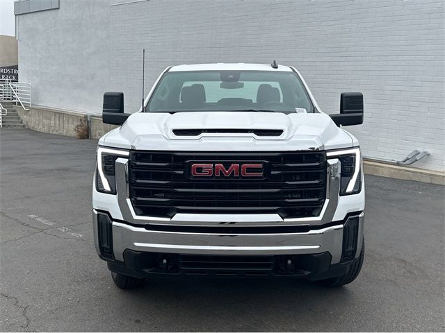 2024 GMC Sierra 2500HD Pro