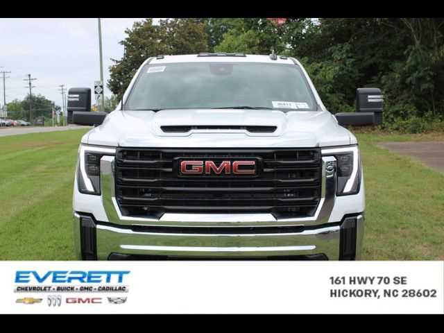 2024 GMC Sierra 2500HD Pro