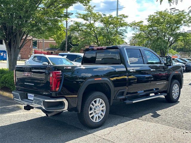 2024 GMC Sierra 2500HD SLT