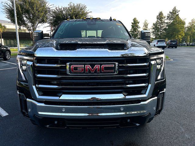 2024 GMC Sierra 2500HD SLT