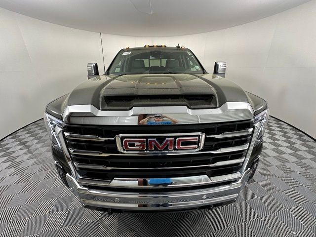 2024 GMC Sierra 2500HD SLT