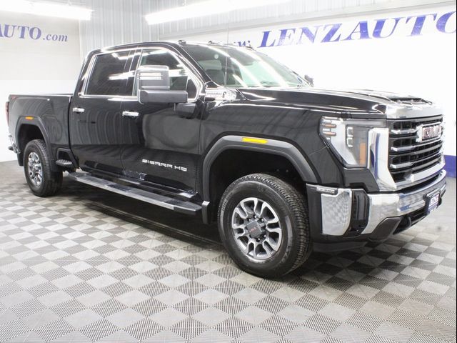 2024 GMC Sierra 2500HD SLT