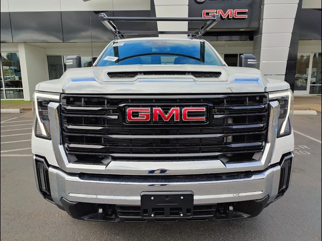 2024 GMC Sierra 2500HD Pro