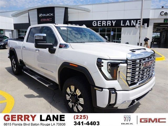 2024 GMC Sierra 2500HD Denali