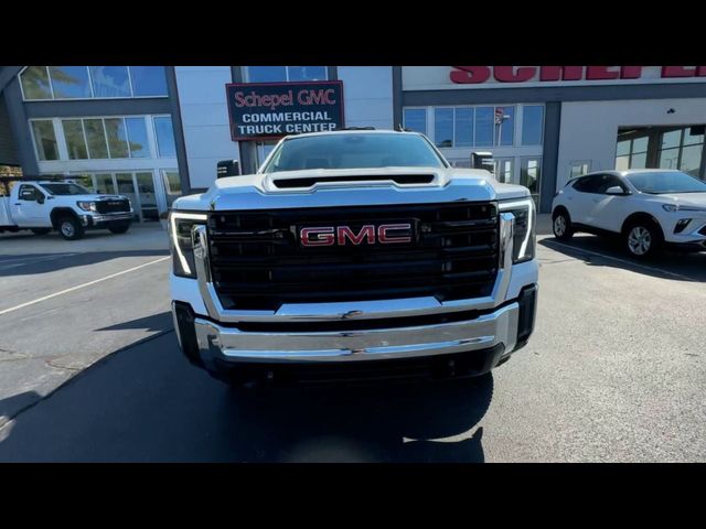 2024 GMC Sierra 2500HD Pro