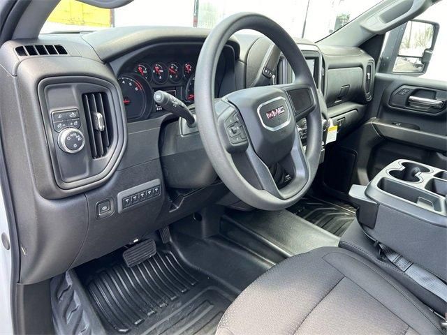 2024 GMC Sierra 2500HD Pro