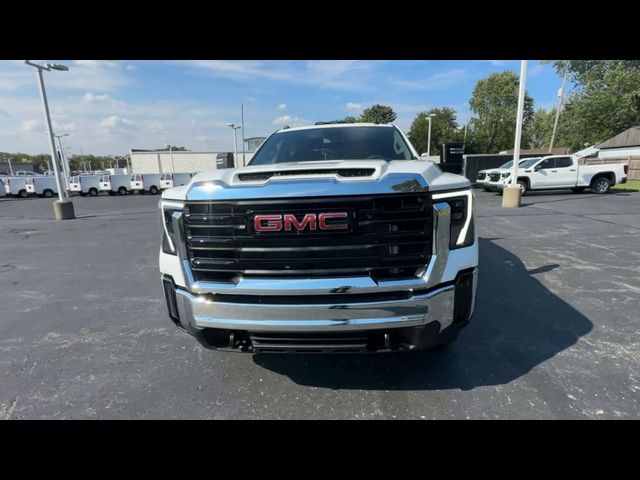 2024 GMC Sierra 2500HD Pro