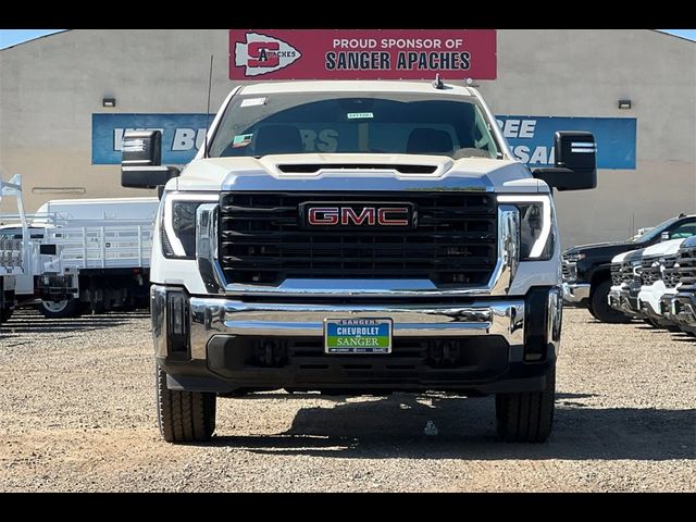 2024 GMC Sierra 2500HD Pro