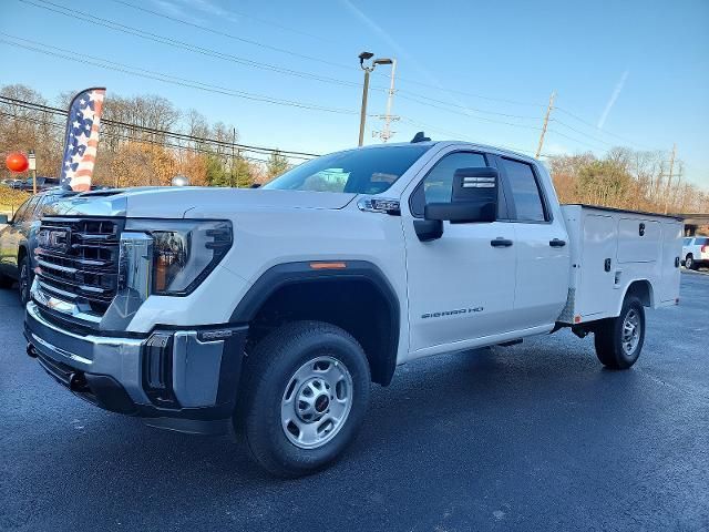 2024 GMC Sierra 2500HD Pro