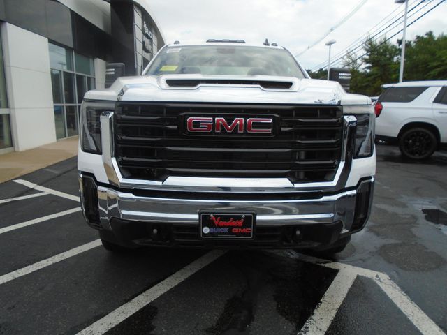 2024 GMC Sierra 2500HD Pro