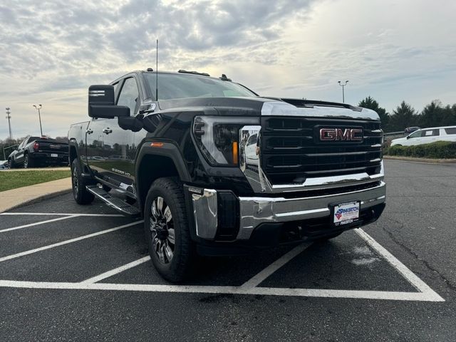 2024 GMC Sierra 2500HD Pro