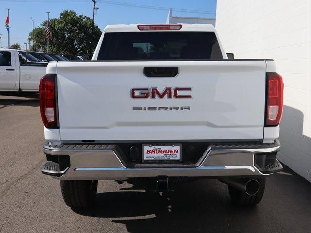 2024 GMC Sierra 2500HD Pro