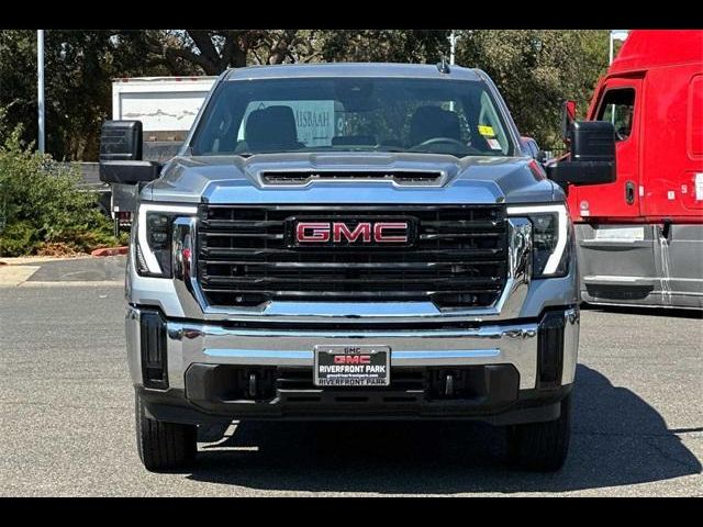 2024 GMC Sierra 2500HD Pro