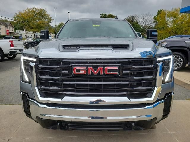 2024 GMC Sierra 2500HD Pro