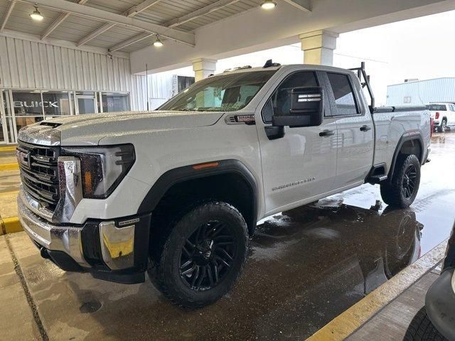 2024 GMC Sierra 2500HD Pro