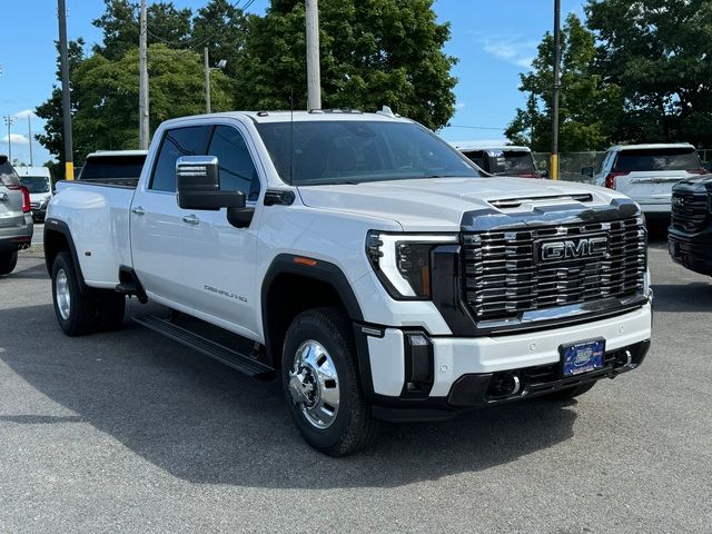 2024 GMC Sierra 3500HD Denali Ultimate