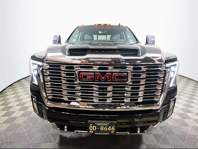 2024 GMC Sierra 3500HD Denali