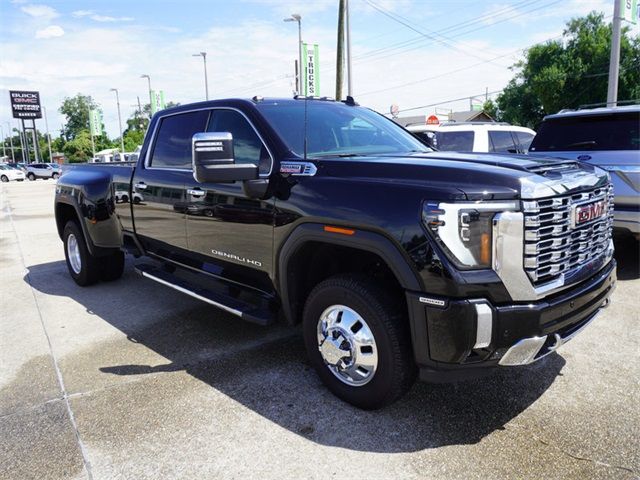 2024 GMC Sierra 3500HD Denali