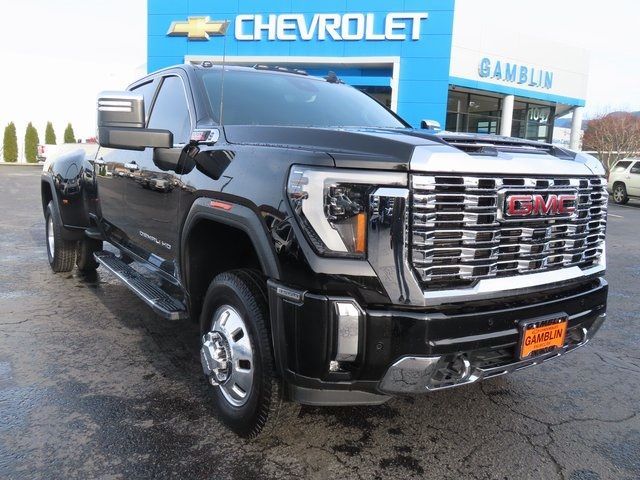 2024 GMC Sierra 3500HD Denali