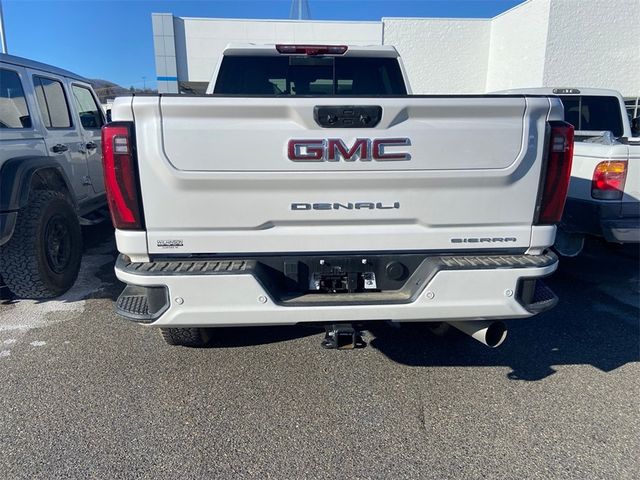 2024 GMC Sierra 3500HD Denali