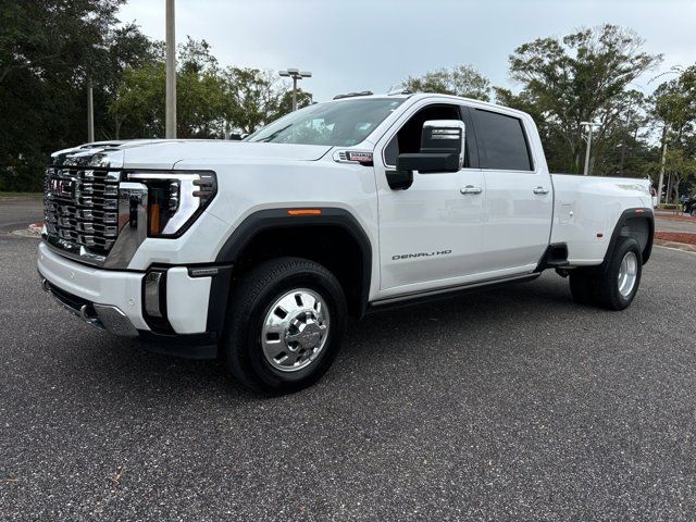 2024 GMC Sierra 3500HD Denali