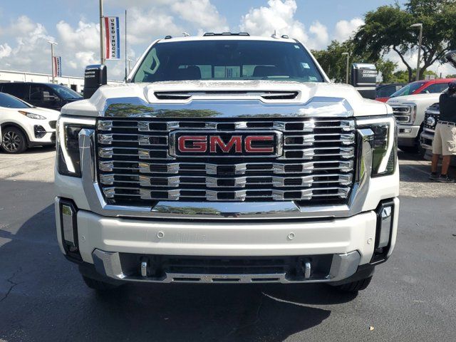 2024 GMC Sierra 3500HD Denali