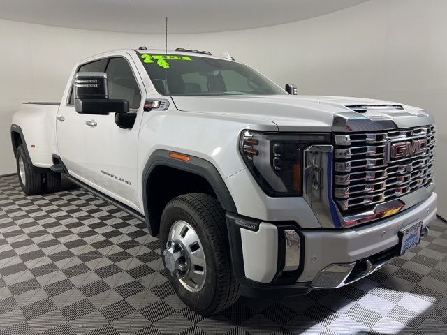 2024 GMC Sierra 3500HD Denali