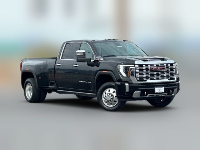 2024 GMC Sierra 3500HD Denali