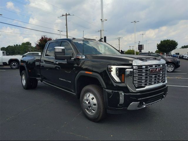 2024 GMC Sierra 3500HD Denali