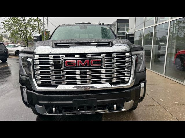 2024 GMC Sierra 3500HD Denali