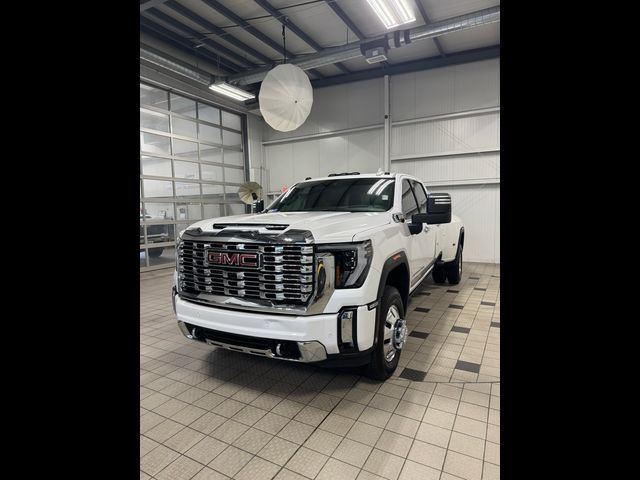 2024 GMC Sierra 3500HD Denali