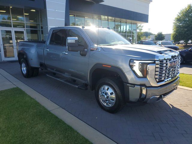 2024 GMC Sierra 3500HD Denali